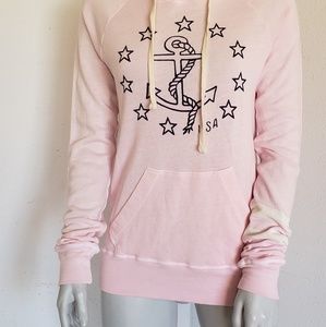 Pullover hoodie